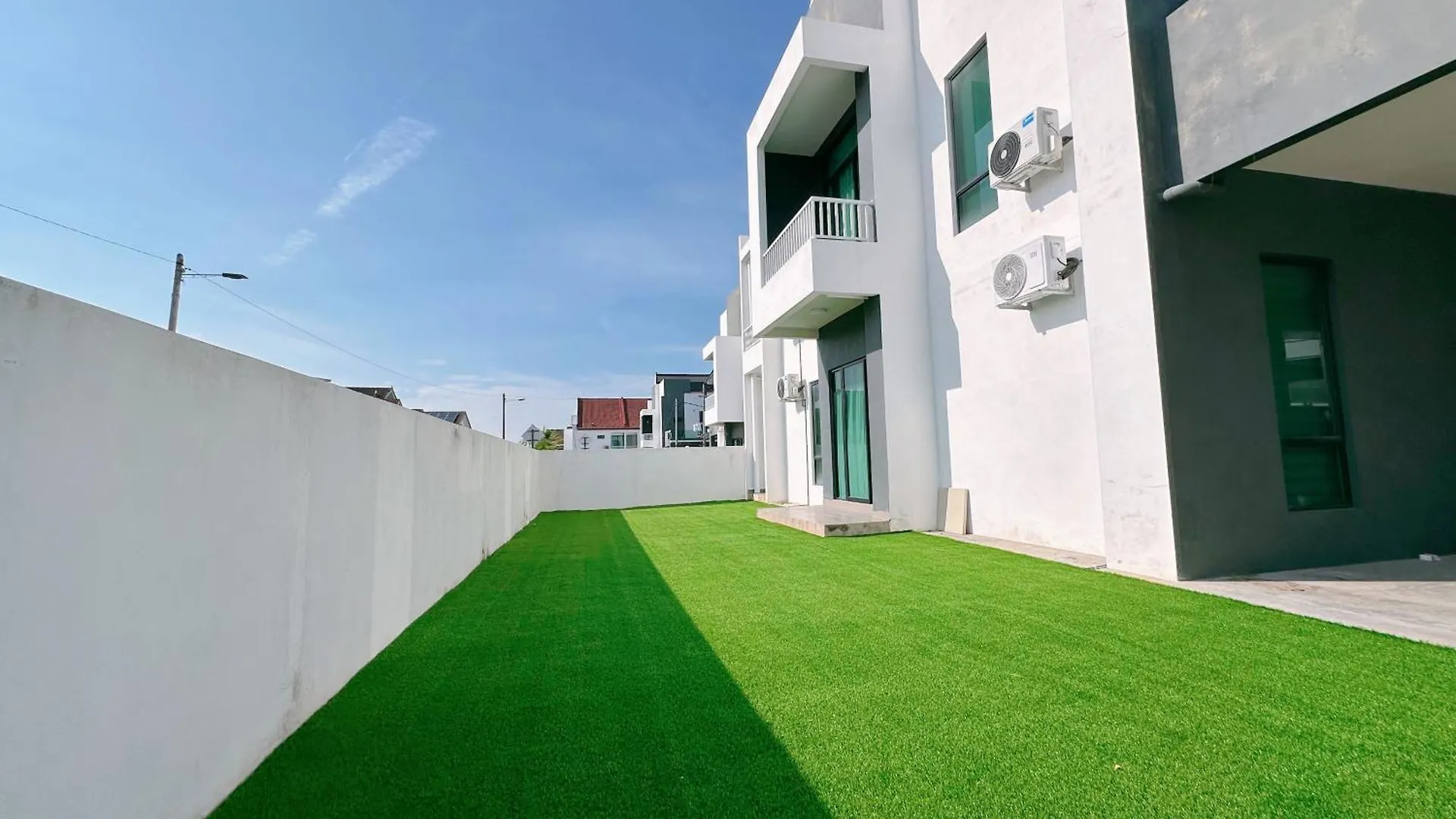 12Pax-4Br3.5Ba2Lvr/Bm/Juru/100In Proj/Autocity/Ikea Simpang Ampat  Maleisië